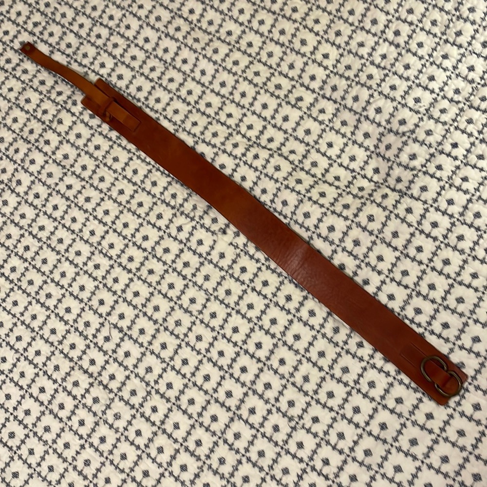 Brown leather belt - fair condition.